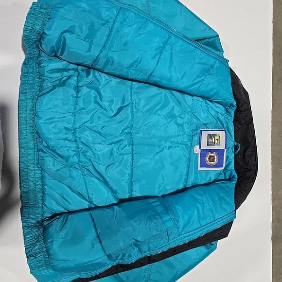 Vintage San Jose Sharks 90s Full Zip Bomber Jacket Large Puffer Hockey Blue NWT - Picture 2 of 7